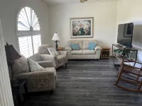 Punta Gorda Home w/ Lanai < 1 Mi to Downtown!