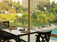 Avari Towers Karachi - Rooftop Pools