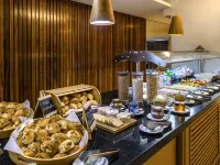 Ibis Styles Belem Hangar - breakfast