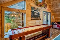 3B/3B/Hot Tub/Ping Pong/Arcade/Shuffle Board - Boutique