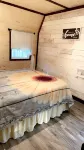 Tiny ‘Garden Cottage’ Getaway in the woods!  Elk Run Estates #3 - Chalets