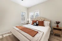 3BD Retreat + Hot Tub & BBQ + Near NCSU & Downtown - バルコニー