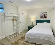 Luxe 3-bedroom unit in North London, close to Masonville and Western University