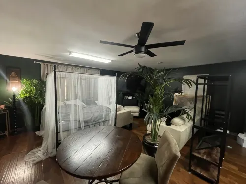 Woodsy Loft near I-10 - Condos