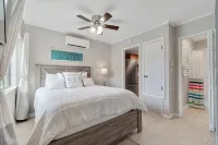 One floor, walk to the beach! Sleeps 4, full kitchen, no stairs! - Bungalows