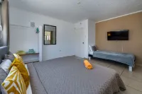 Sunny Palm Beach Villa - 3 min from beach - 2-Sterne