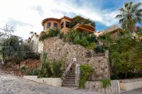 Casa Flamingo Cabo Luxurious Home. Spacious Rooms, Private Pool and Jacuzzi - 2-Star