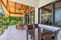 3 Bedroom Villa in Matapalo with Amazing Ocean View Jungle Views and Pool!