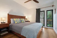 Direct Ocean Front, Renovated1 Bdrm Condo with Sweeping Views of the East Shore - Private Pools