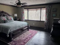 7 Br Lake Barkley Estate - Perfect for Family Gatherings, Reunions & Retreats - 3-Star