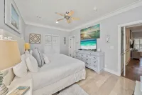 Steps from the Beach. Book Your Last-Minute Winter Get Away Now! - 4-Star