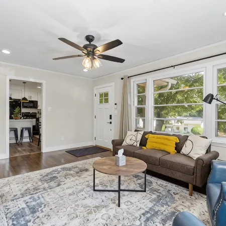 3Br Near Swamp Rabbit Trail • Fenced Yard • Pet-Friendly • 7 Min to Downtown