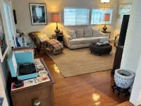 4BR/3BA home, close to square, <2m from stadium - 4-Star