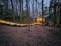Mystic Moonlight - Charming cabin with WiFi and AC in lovely Sautee Nacoochee - シャレー
