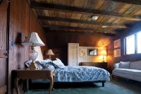 Pine Grove Retreat- True Mtn. Chalet near 7 Springs, Falling Water, & Ohiopyle - Chalets