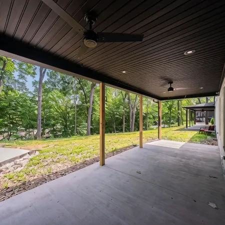 Captains Quarters- located within walking distance to local marina