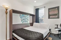 Historical Downtown, Private, Self-check-in, 1 car Parking, 1King & 1Queen beds - 民宿