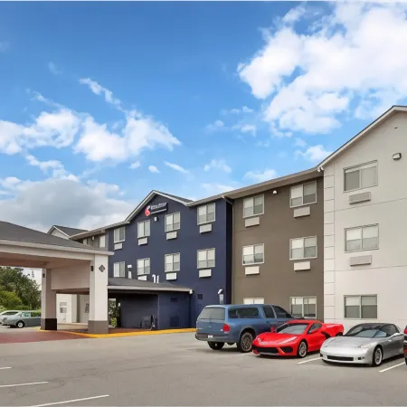 Comfort Inn & Suites North Greenfield