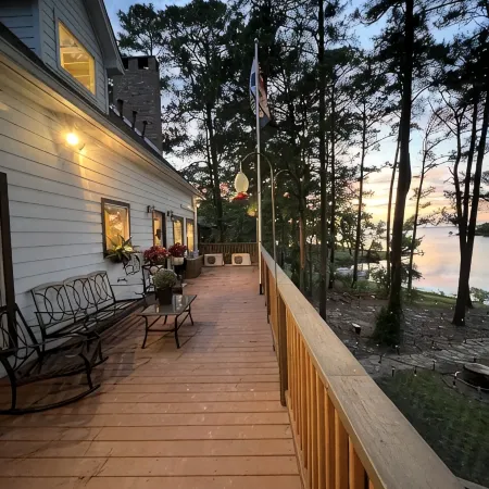 Spacious Lake House with Sam Rayburn Water Frontage