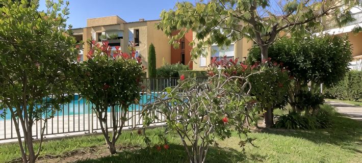 Appartement de Standing Cassis Bellevue. Animaux Acceptés, Avec Piscine 25 m Hotels in Cassis