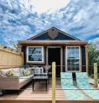 🌾Brand New Tiny Home! Downtown & Beachy☀️ - WiFi