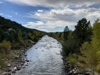 Beat the Heat at Riverhouse Retreat on South Main - 4-Star