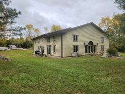 Cozy lodge with indoor pool, hot tub, loft and more! Great for a close getaway!
