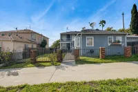 Private and cozy two bedroom home with laundry and patio in Windsor Hills - 3-Star