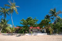 Oceanfront Villa at Bang po Beach Koh Rooms - 방갈로