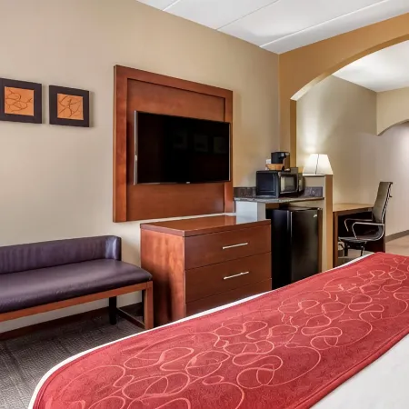 Comfort Suites