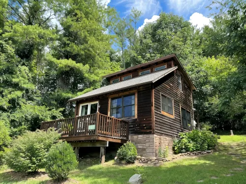 Broadwing Farm Cabins -Pine Cabin- Hot Tub with Mineral Water - Feriehus