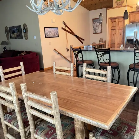 Relax in beautiful Big Sky located just minutes from skiing and Town Square!