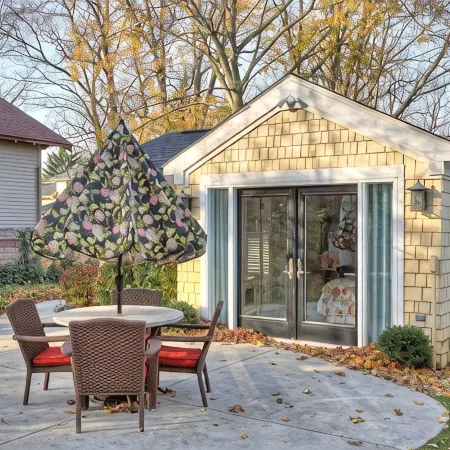 Butterfly Cottage - Unique Cottage located in Historic Downtown Saugatuck