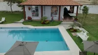 Finca la Virgen de Piedra - piscina