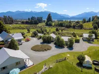 Blue Thistle Cottages - Bungalows