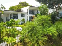 Villa Roca Boutique Resort & Suites - Adult Only Các khách sạn gần Sân vận động Alberto Braglia Stadium