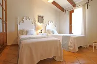 Sa Vall des Fangar: Idyllic Location in the Countryside, Large Pool, Garden, Internet - Pools
