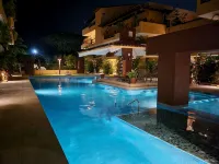My Zihua Dream is a PENTHOUSE CONDO just steps from La Ropa Beach,  2 BR 3.5 BA - 私人泳池