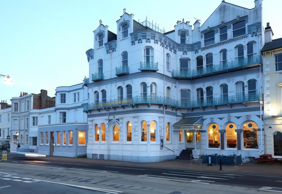 hotel overview picture