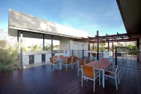 Freshwater East Kimberley Apartments Hotels in Kununurra