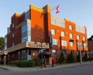 Auberge de la Gare Hôtels à proximité de : Parc Dupuis