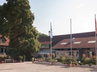 Hotel Gutshof Busch Отели в г. Гизен