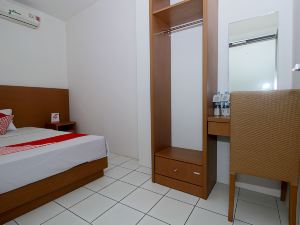 Super OYO 1678 Jati Exclusive Homestay