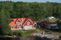 Sjöstugans Hotell Hotels near Linnés Råshult Kulturreservat