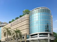 Miracle Grand Convention Hotel Hotels near Thung Song Hong