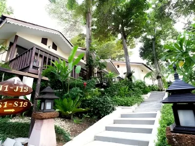 Chang Cliff Resort Hotels near Ko Chang Lighthouse