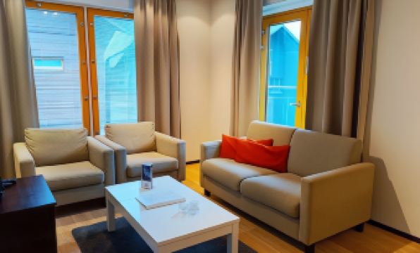 6. 레비 스위트 레..