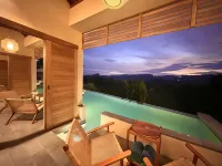 Boutique Villa Jogja Senang - piscina