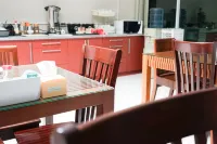 Kanavera Sriracha Hotel & Serviced Apartment Hotels in Si Racha