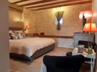 Domaine les Feuillants Hotels in Nouatre